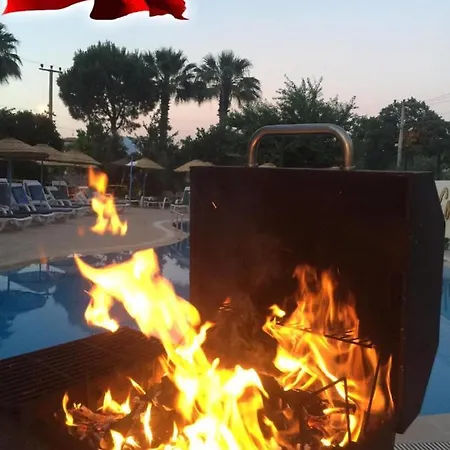 Otel Leons Sun Village