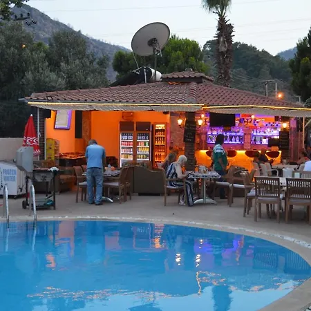 Otel Leons Sun Village 4*