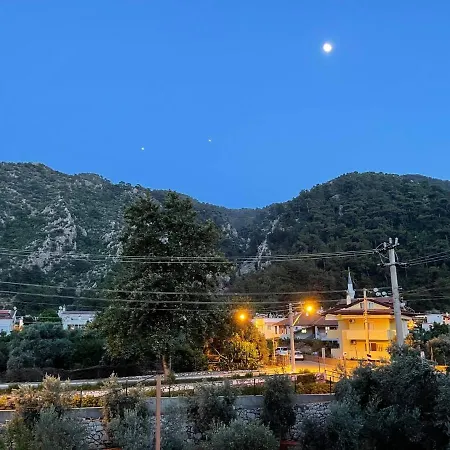 Leons Sun Village Otel