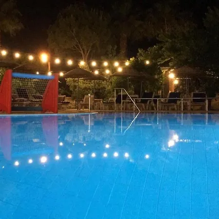 Leons Sun Village Otel