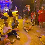Leons Sun Village فندق