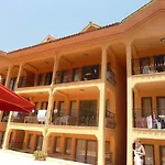 Leons Sun Village فندق مرمريس