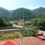 Leons Sun Village فندق مرمريس