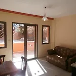 Leons Sun Village مرمريس