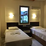 Leons Sun Village