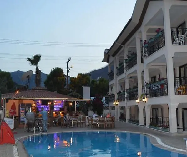 Leons Sun Village Hotel 4*