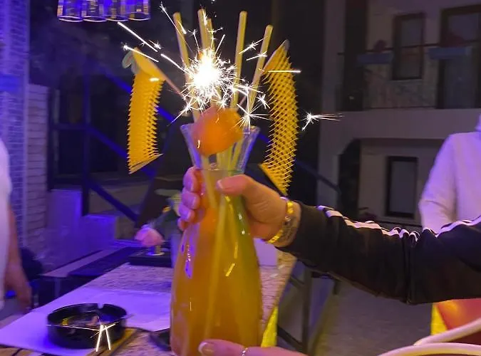 Szálloda Leons Sun Village