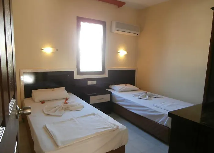 Leons Sun Village Szálloda 4*