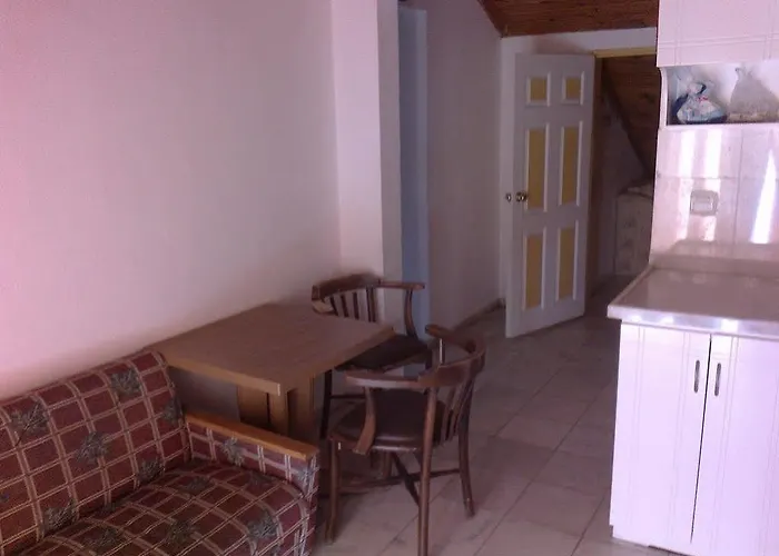 Szálloda Leons Sun Village 4*