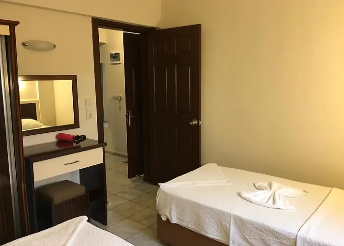 Leons Sun Village Hotel